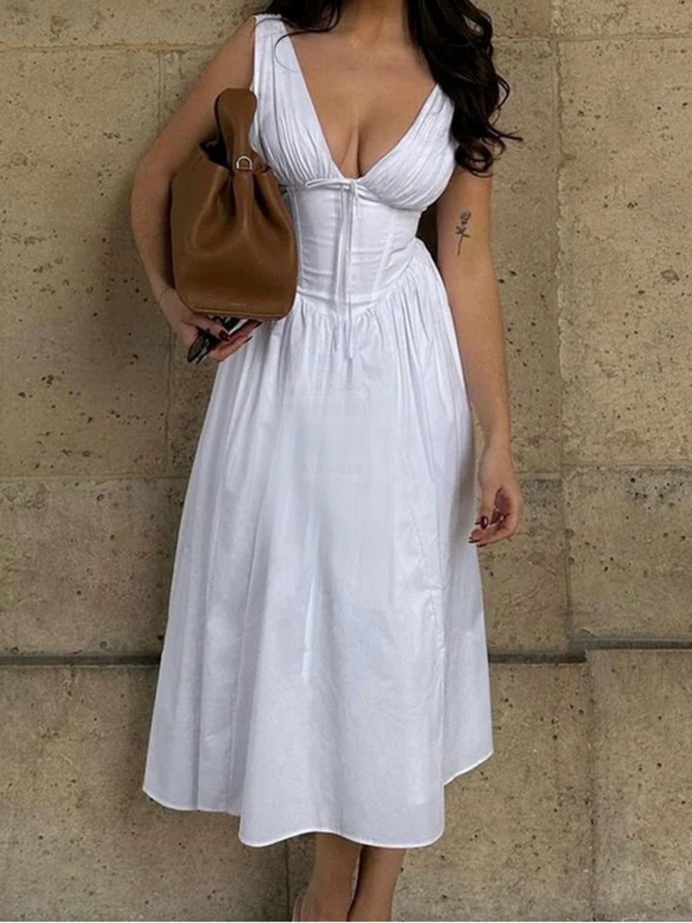 Commense White Sleeveless Midi Dress